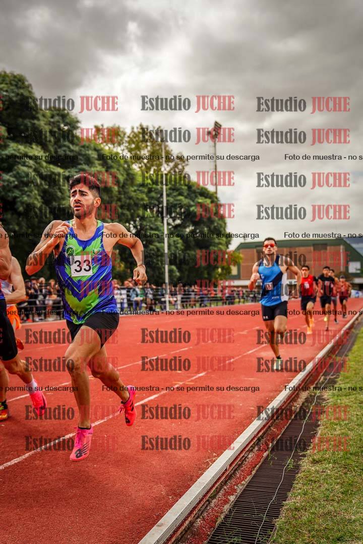 Fotos de los 800 m de varones