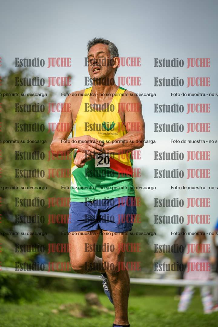 Fotos de la llegada del cross de 8000 m