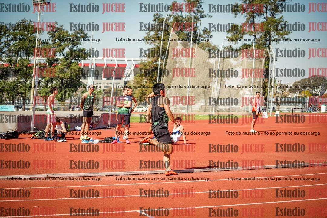 Fotos de los 400 m llanos de varones