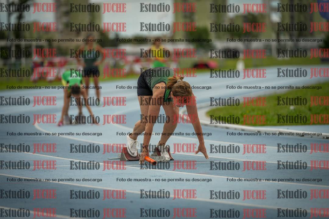 Fotos de las postas 4x200 m llanos de mujeres