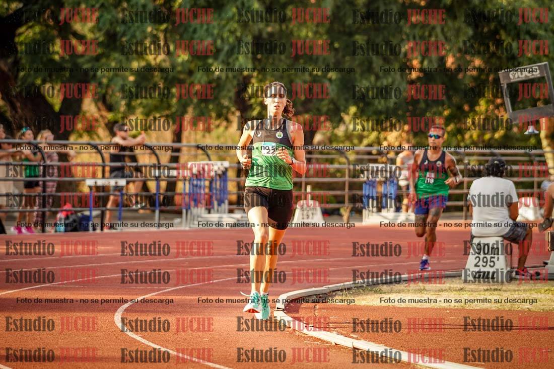 Fotos de los 5000 m llanos de mujeres y varones