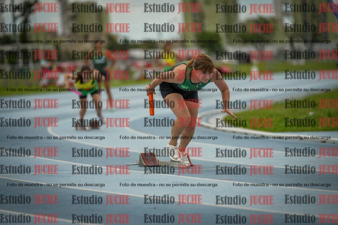 Fotos de las postas 4x200 m llanos de mujeres