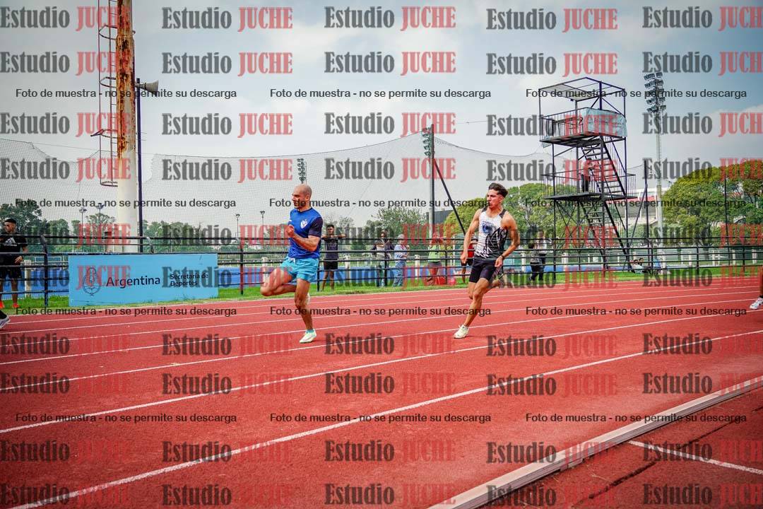 Fotos de los 200 m llanos de varones