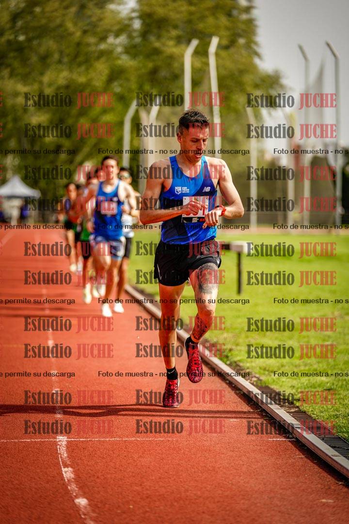 Fotos de los 3000 m llanos de varones