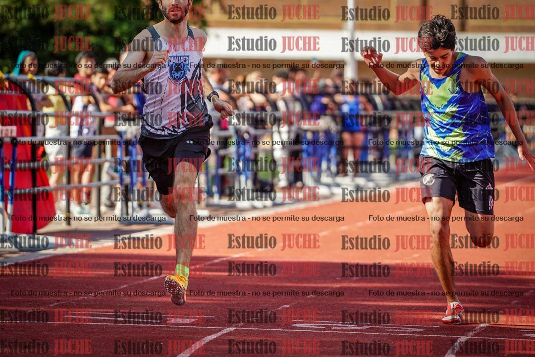 Fotos de los 200 m llanos de varones