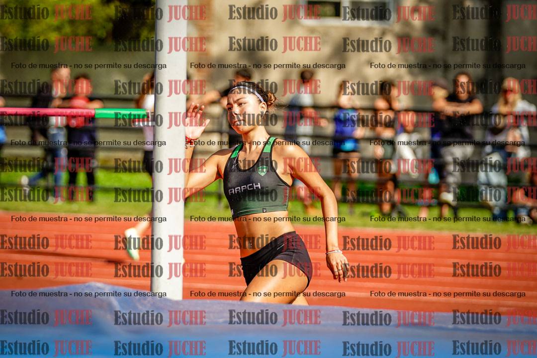 Fotos del salto en alto de mujeres