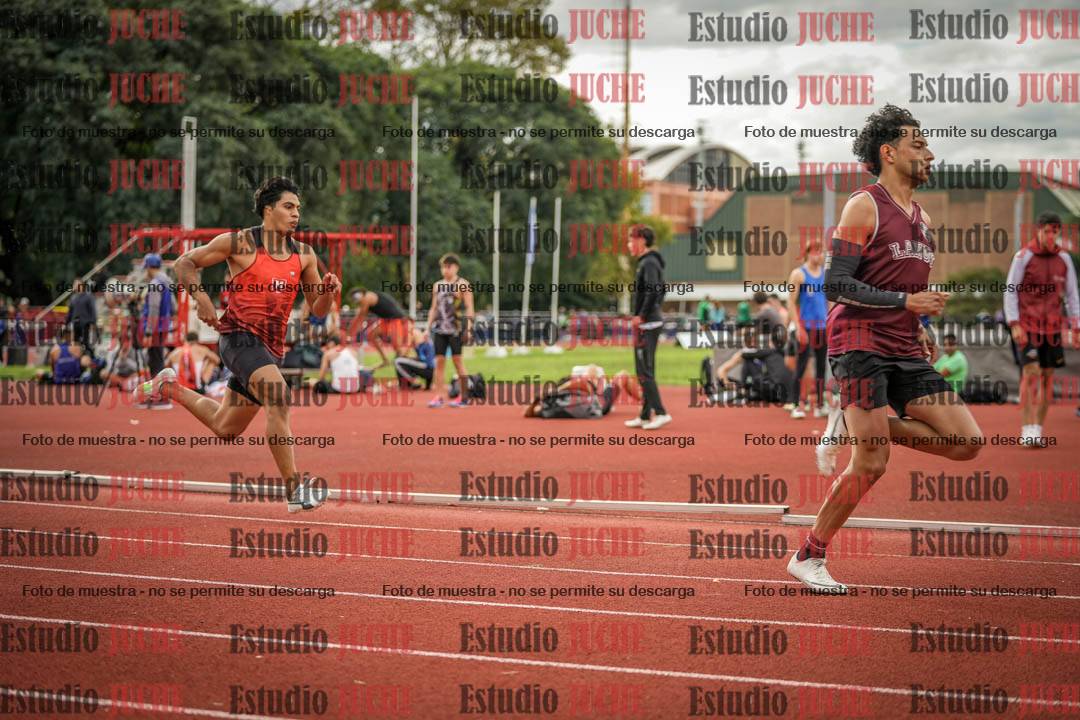 Fotos de los 400 m llanos de varones