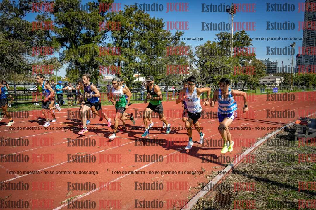 Fotos de los 5000 m llanos de mujeres y varones