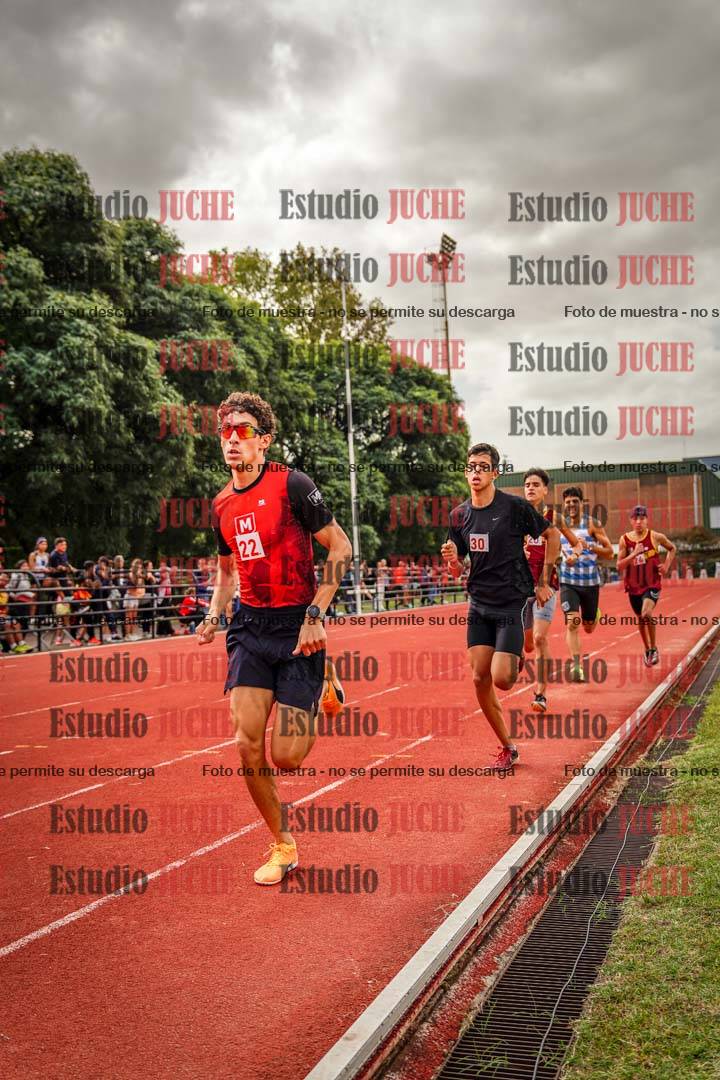 Fotos de los 800 m de varones