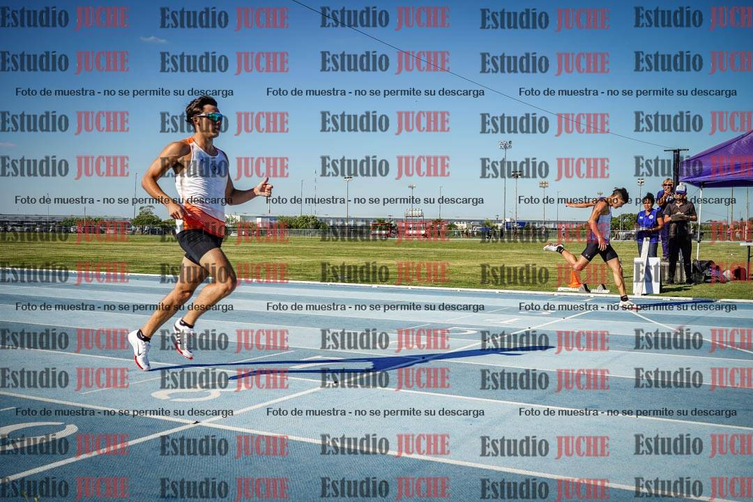 Fotos de los 400 m llanos de varones