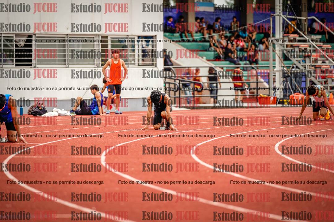 Fotos de los 400 m con vallas de varones