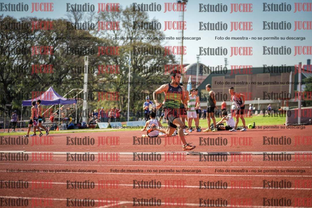 Fotos de los 400 m llanos de varones