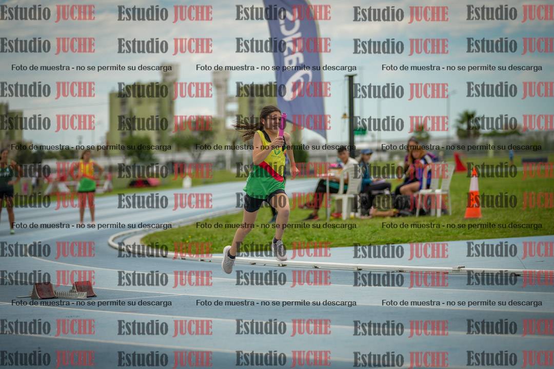 Fotos de las postas 4x200 m llanos de mujeres