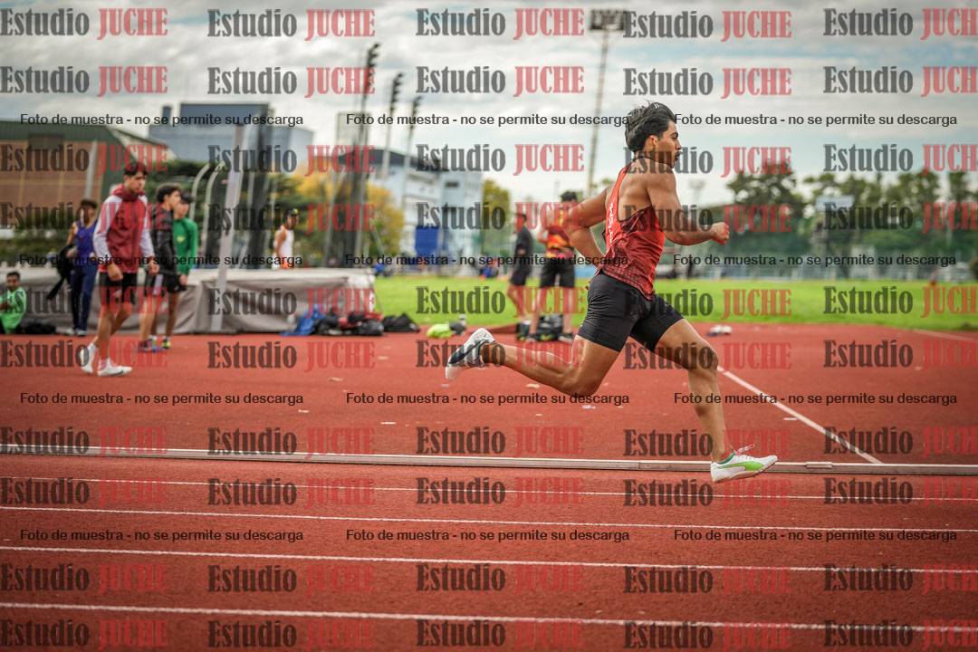 Fotos de los 400 m llanos de varones