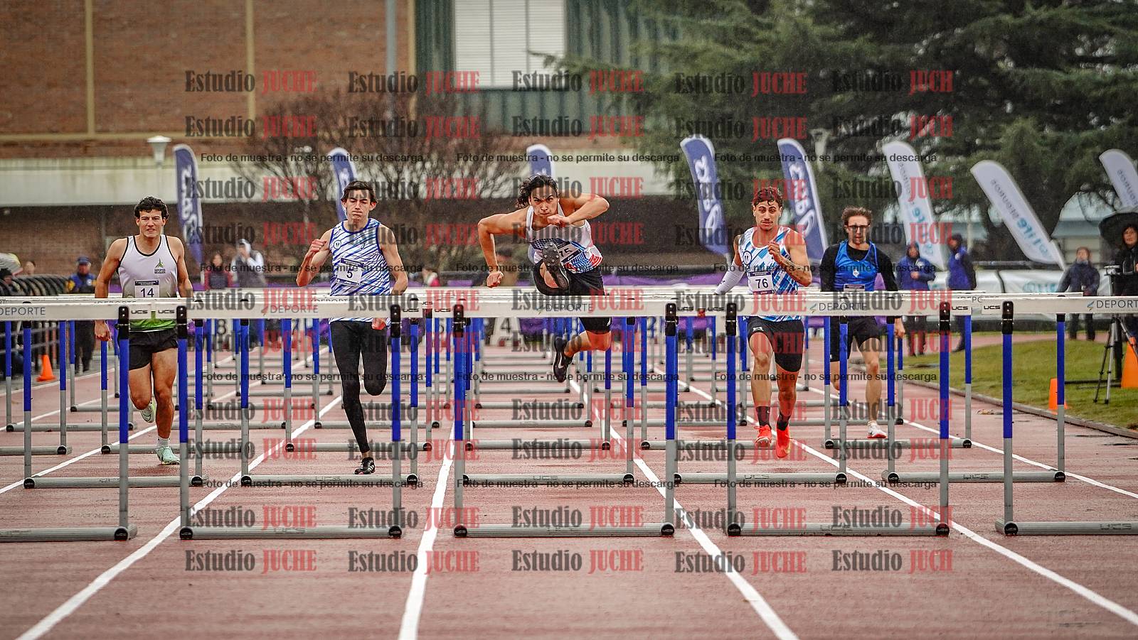 Fotos de los 110 m con vallas de varones - FINAL