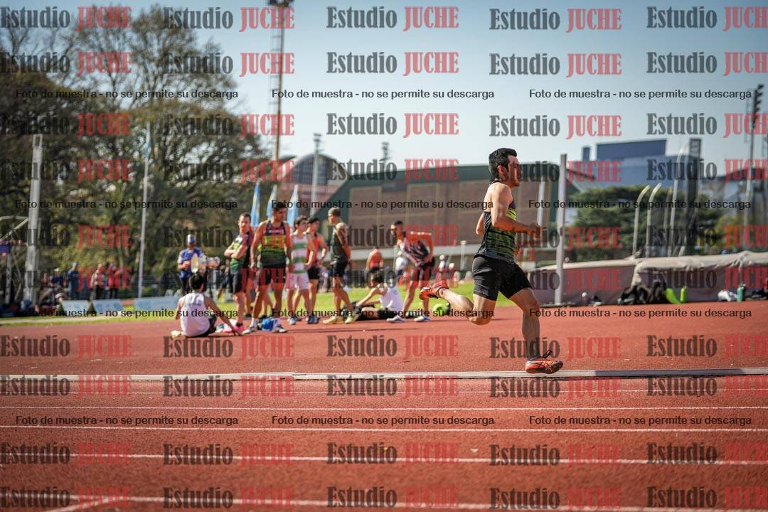 Fotos de los 400 m llanos de varones