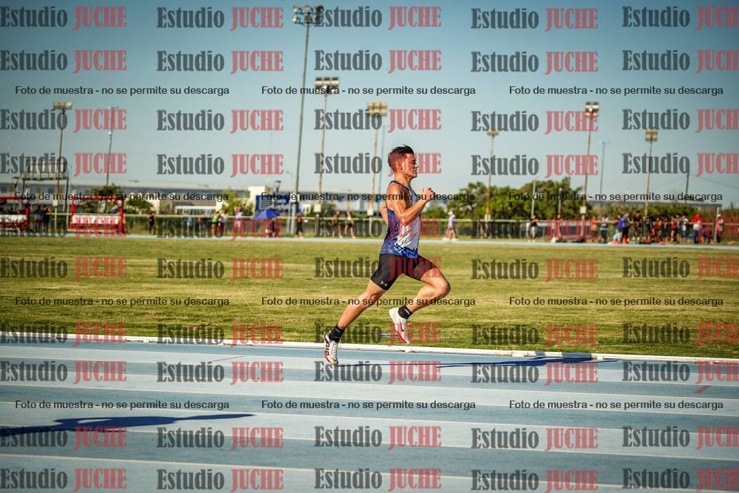 Fotos de los 400 m llanos de varones