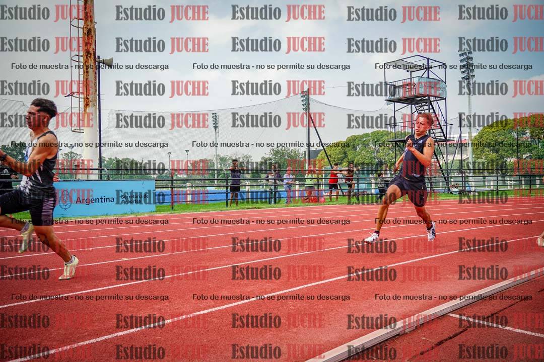 Fotos de los 200 m llanos de varones