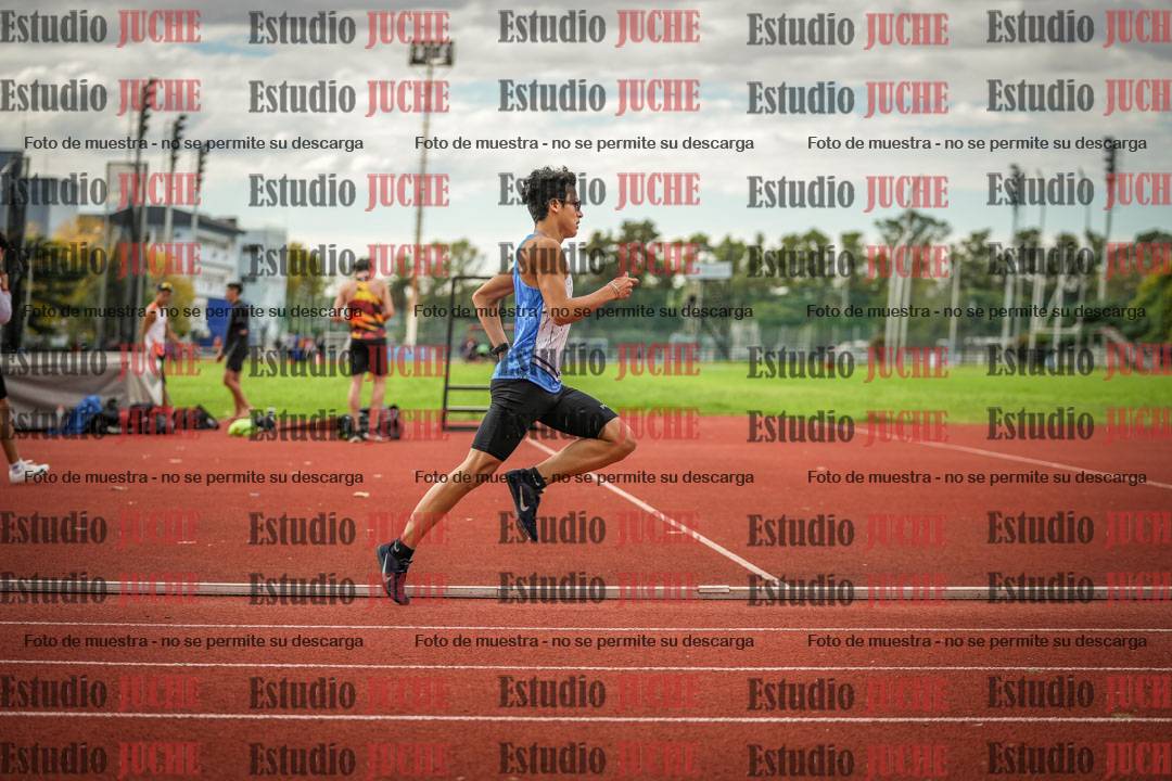 Fotos de los 400 m llanos de varones