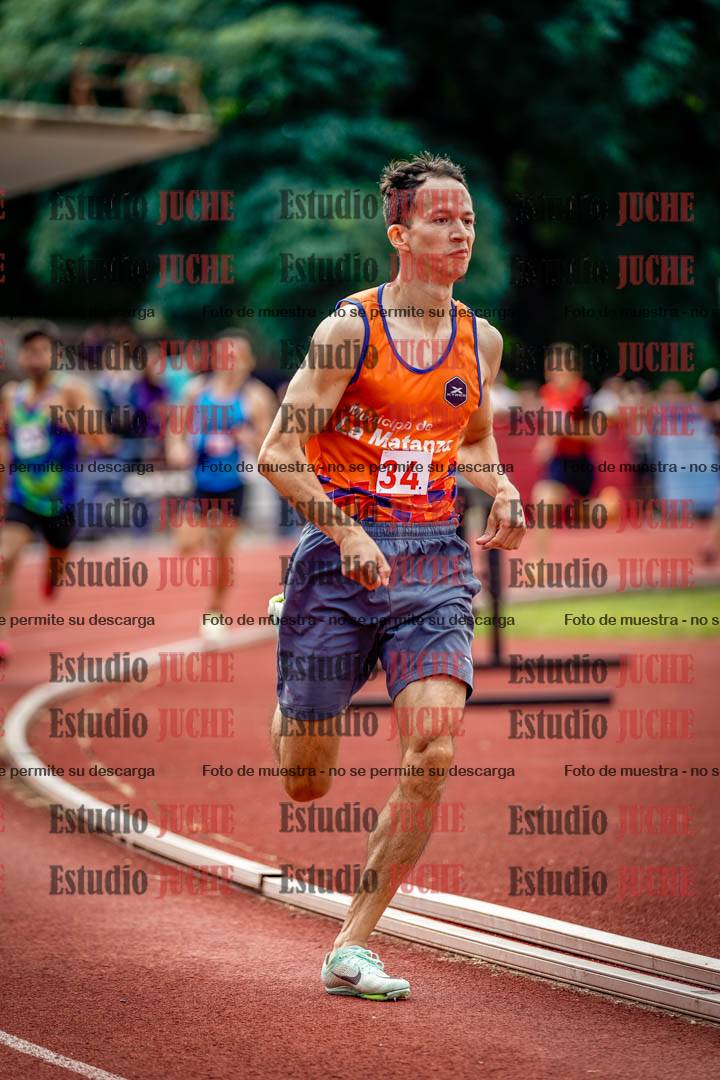Fotos de los 800 m de varones