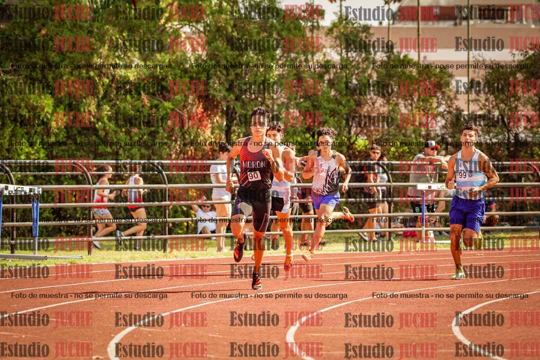 Fotos de los 800 m llanos de varones