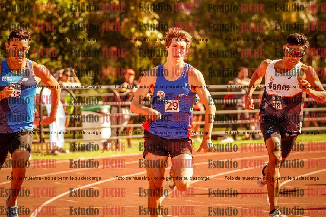Fotos de los 800 m llanos de varones