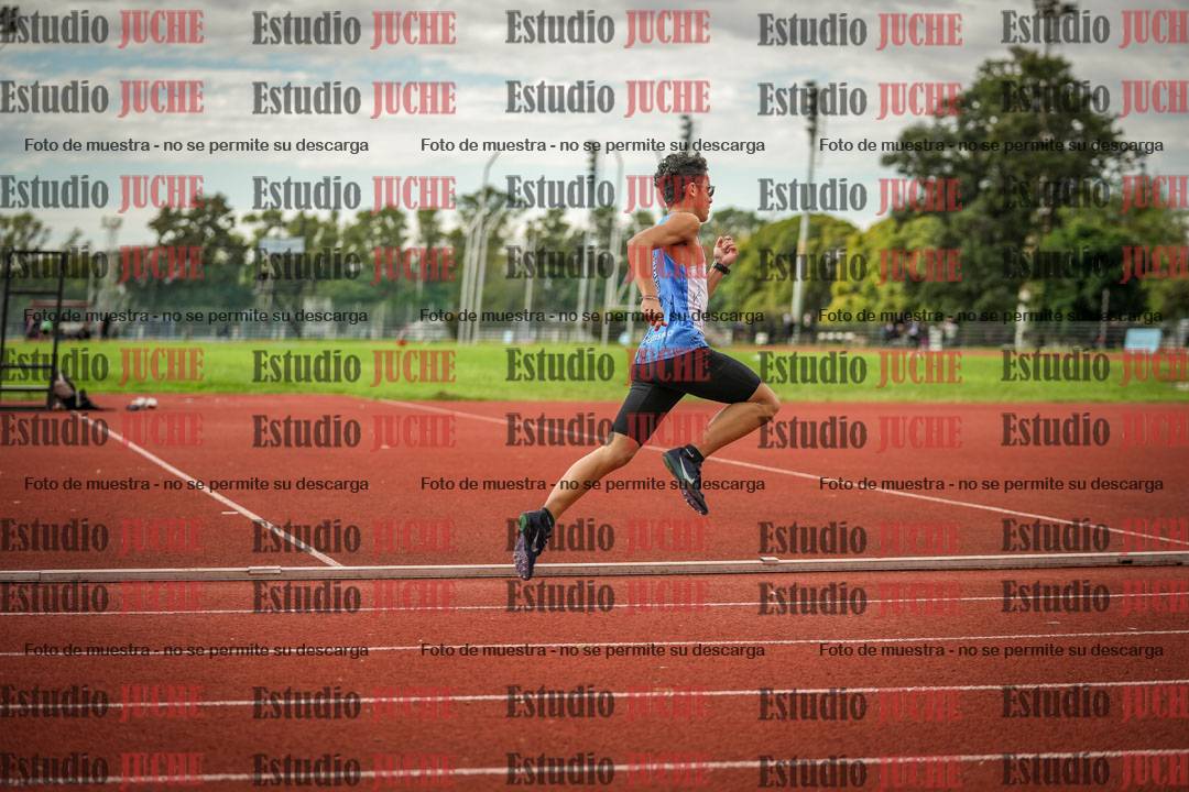 Fotos de los 400 m llanos de varones