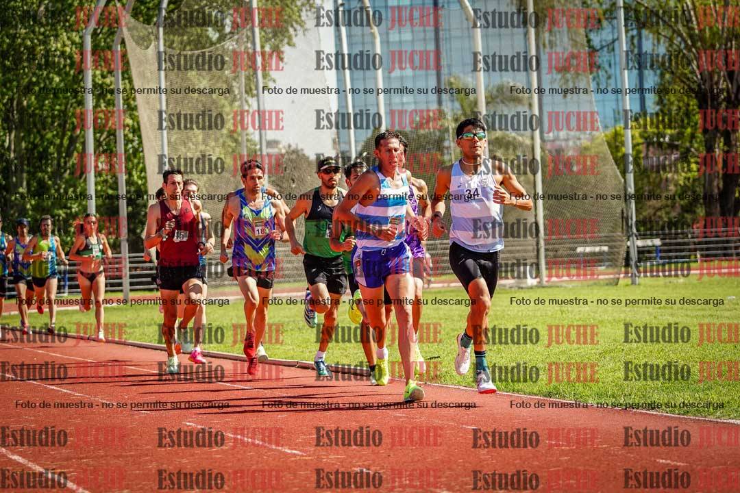 Fotos de los 5000 m llanos de mujeres y varones