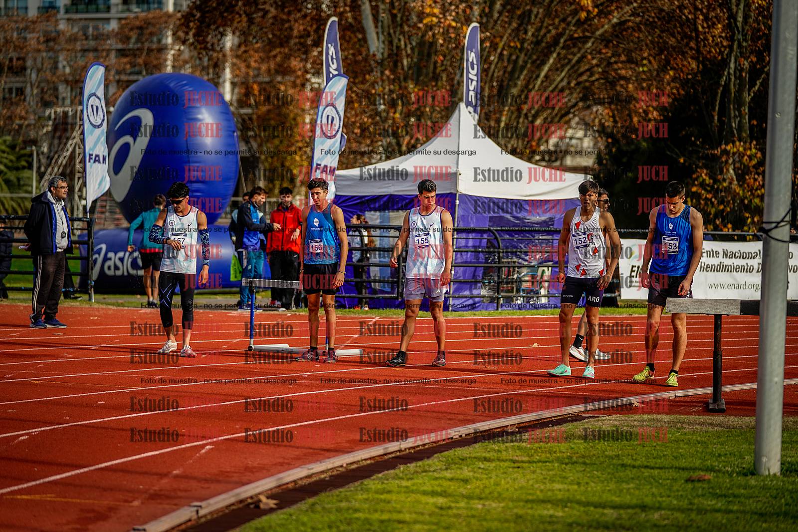 Fotos de los 1500 m llanos de varones - decatlón 10