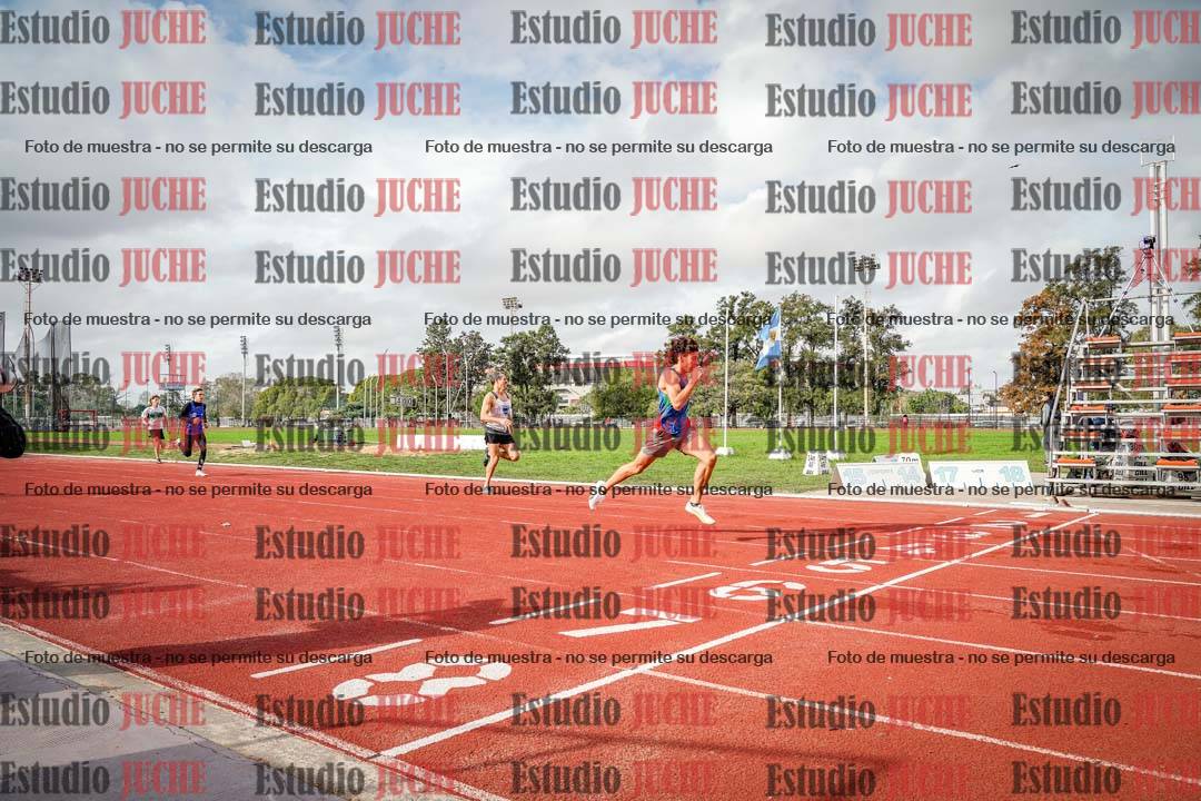 Fotos de los 400 m llanos de varones