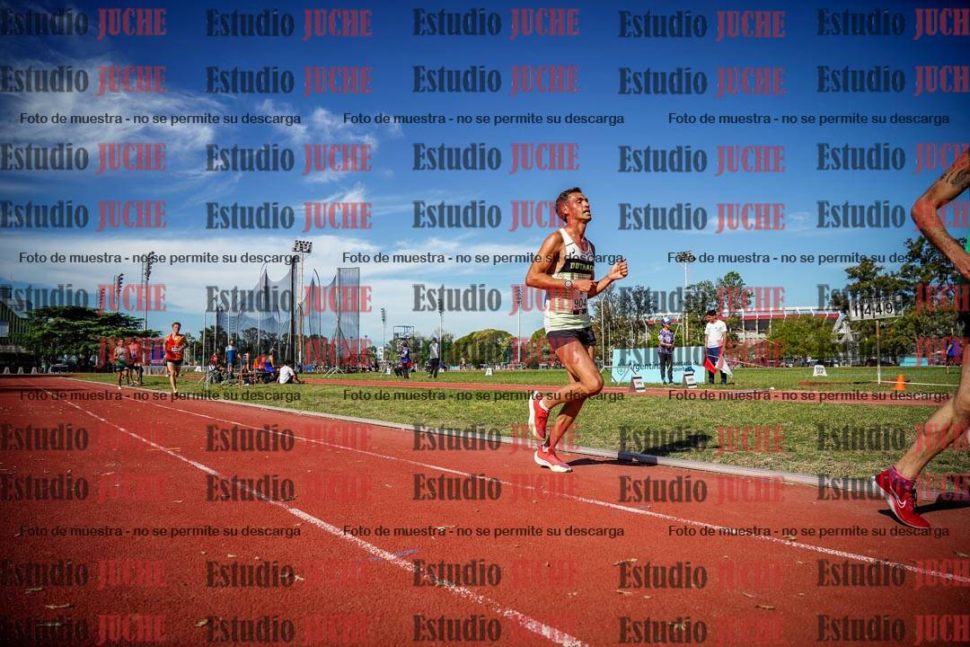 Fotos de los 5000 m llanos de varones