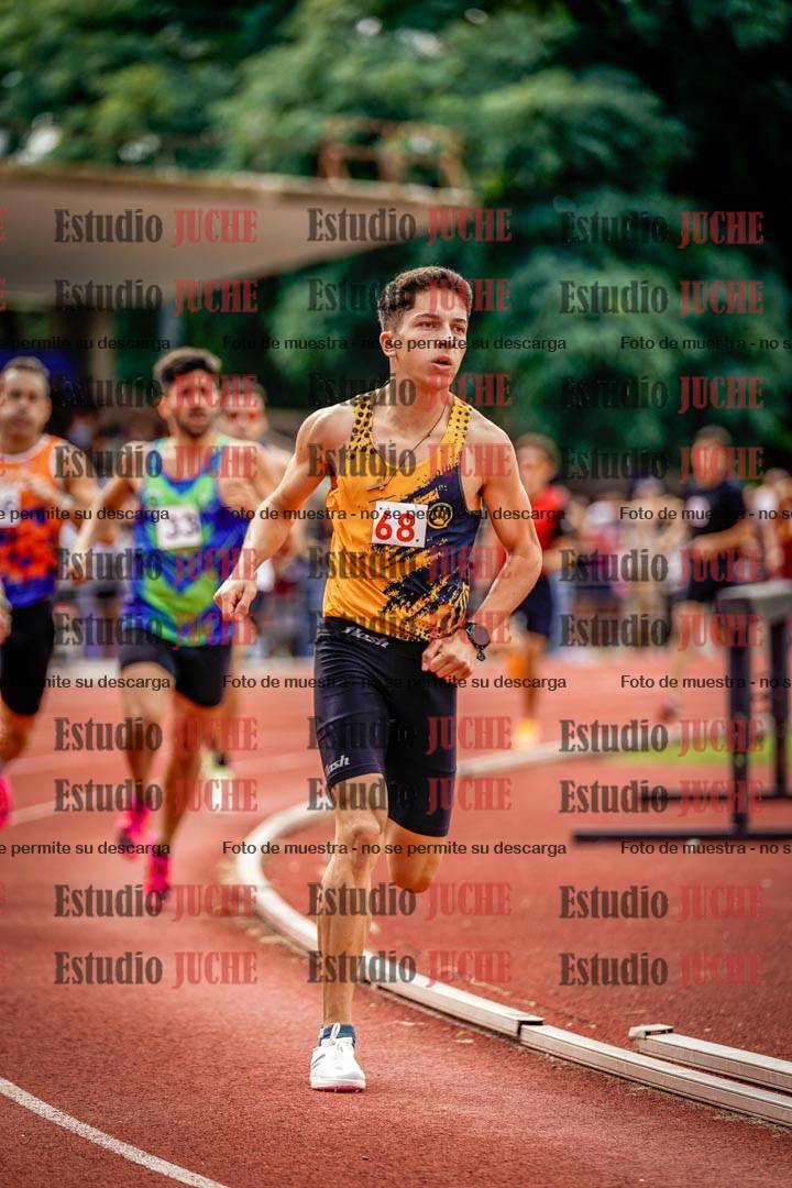 Fotos de los 800 m de varones