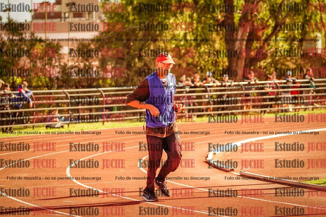 Fotos de los 800 m llanos de varones