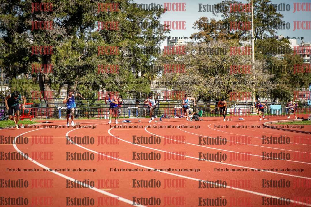 Fotos de los 200 m llanos de varones - FINAL
