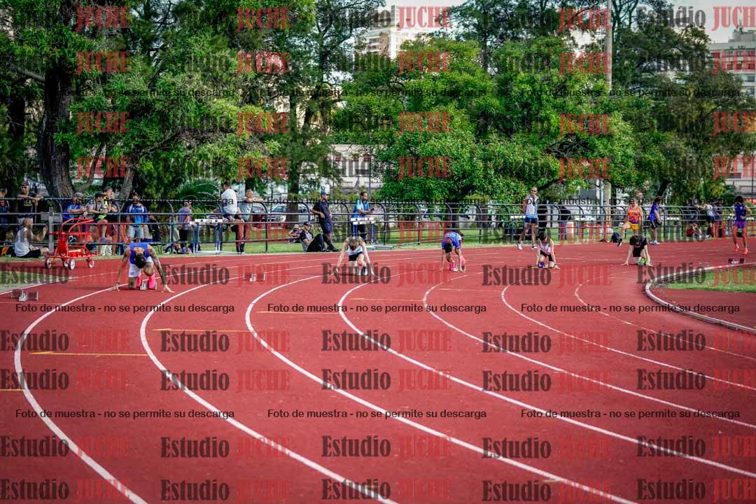 Fotos de los 200 m llanos de varones