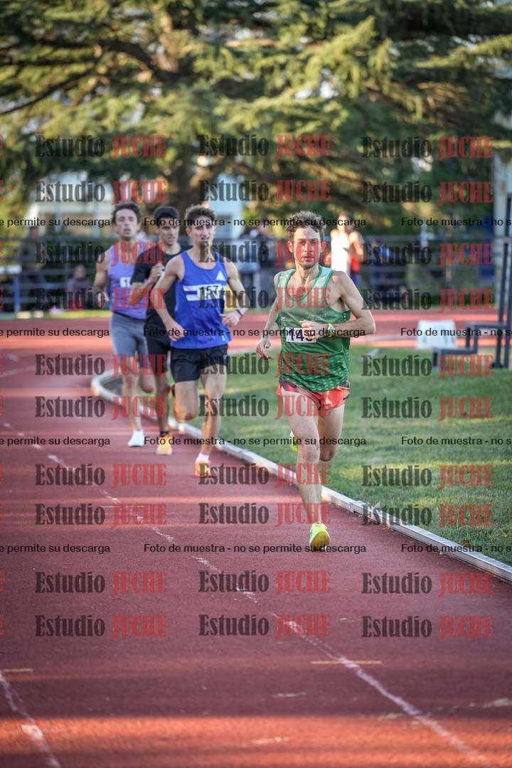 Fotos de los 3000 m llanos de varones