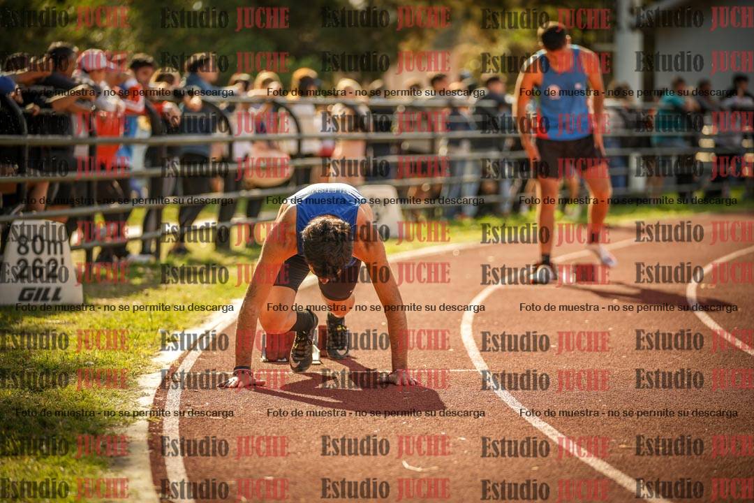Fotos de los 400 m llanos de varones