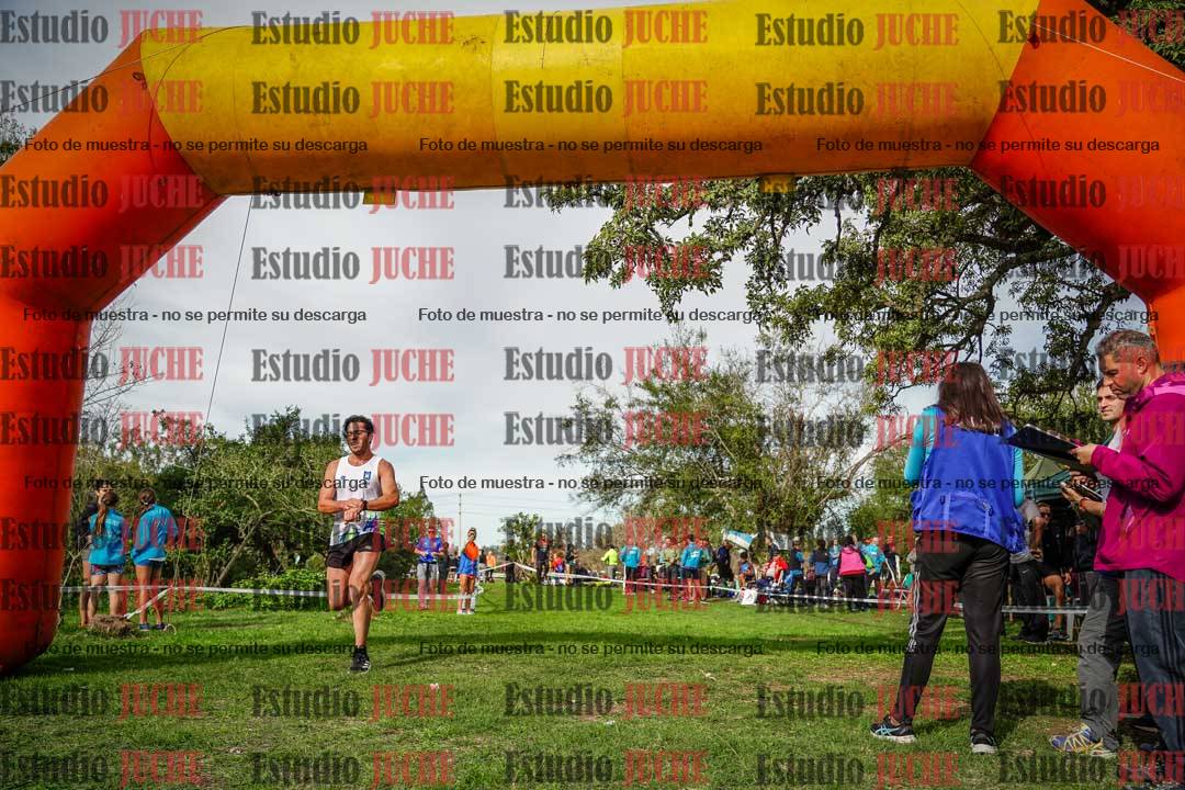 Fotos de la llegada del cross de 8000 m