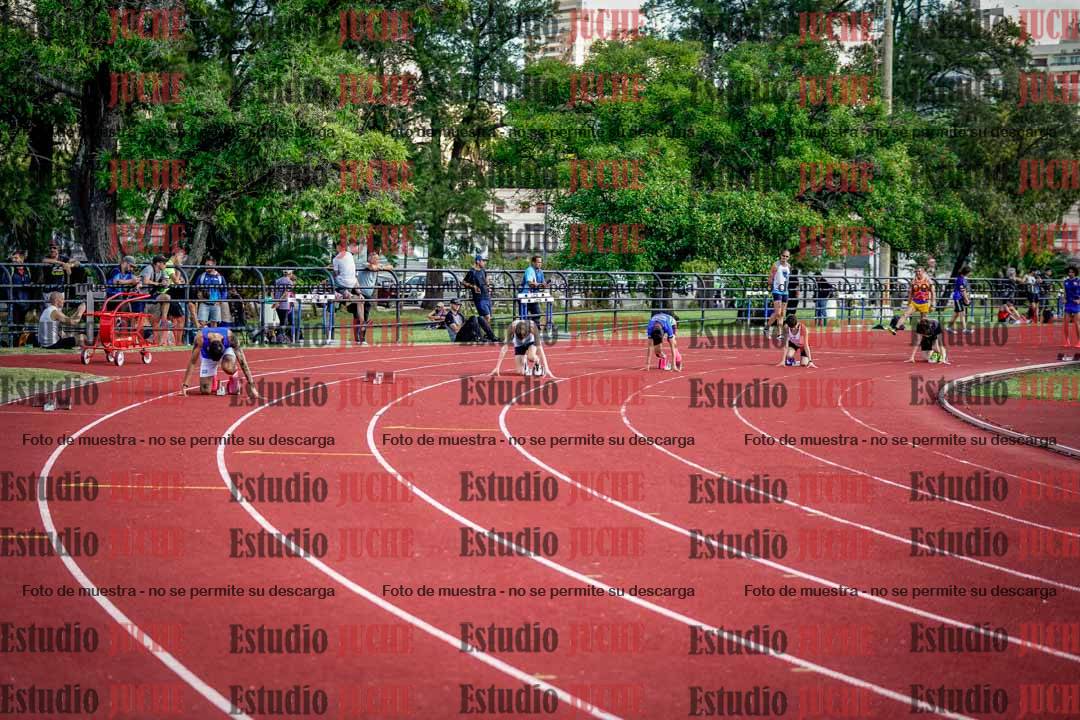 Fotos de los 200 m llanos de varones