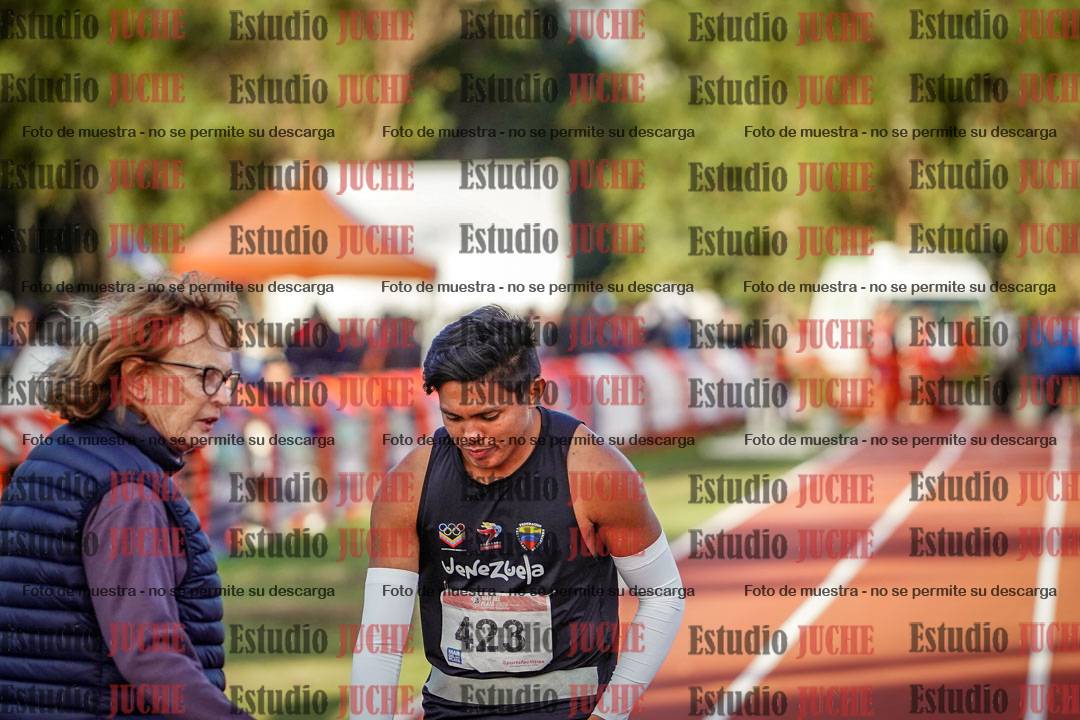 Fotos de algunos extras y podios del día 3
