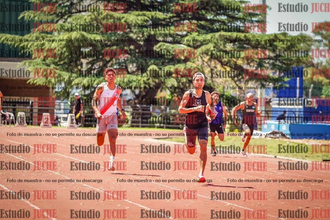 Fotos de los 400 m llanos de varones