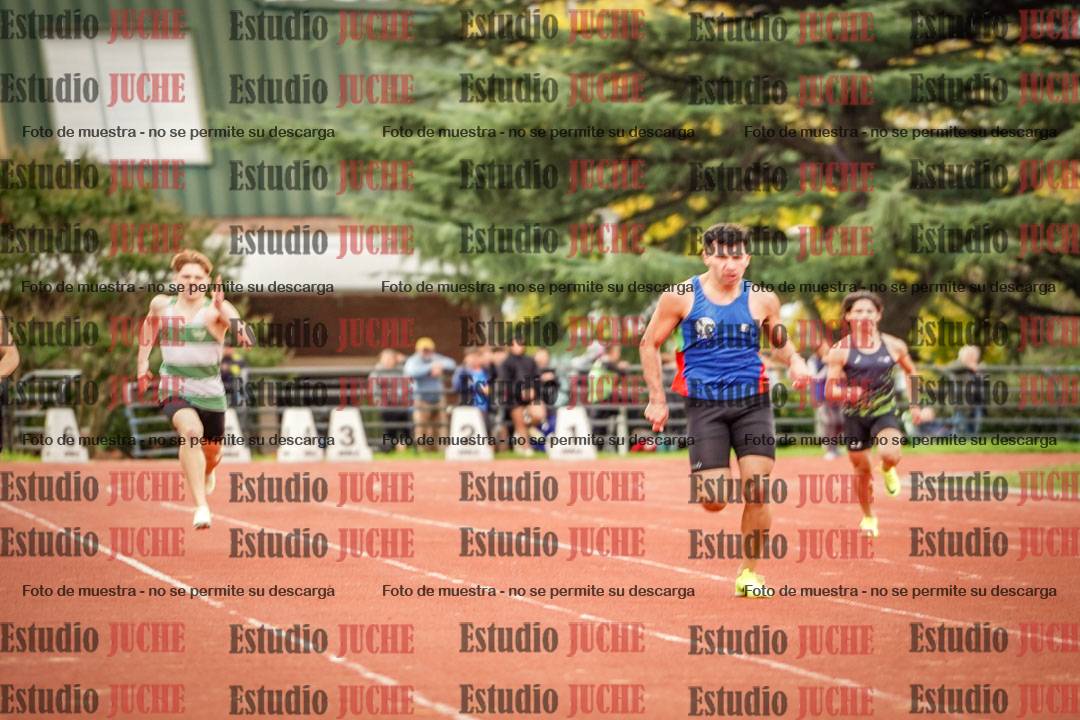 Fotos de los 400 m llanos de varones