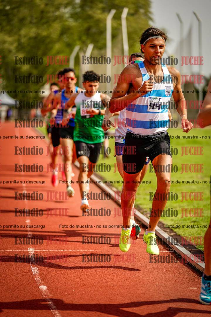 Fotos de los 3000 m llanos de varones