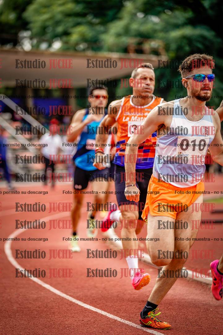 Fotos de los 800 m de varones