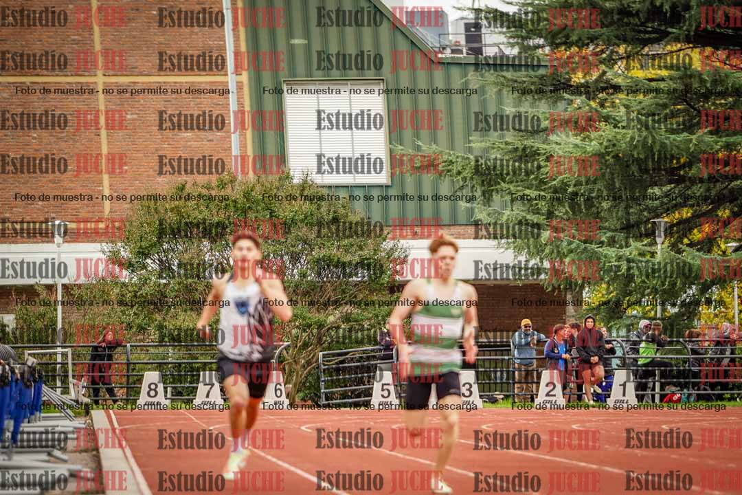 Fotos de los 400 m llanos de varones