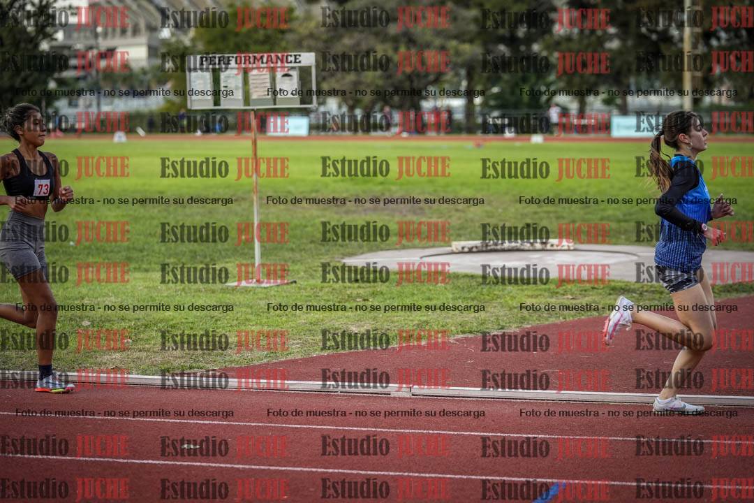 Fotos de los 1500 m llanos de mujeres