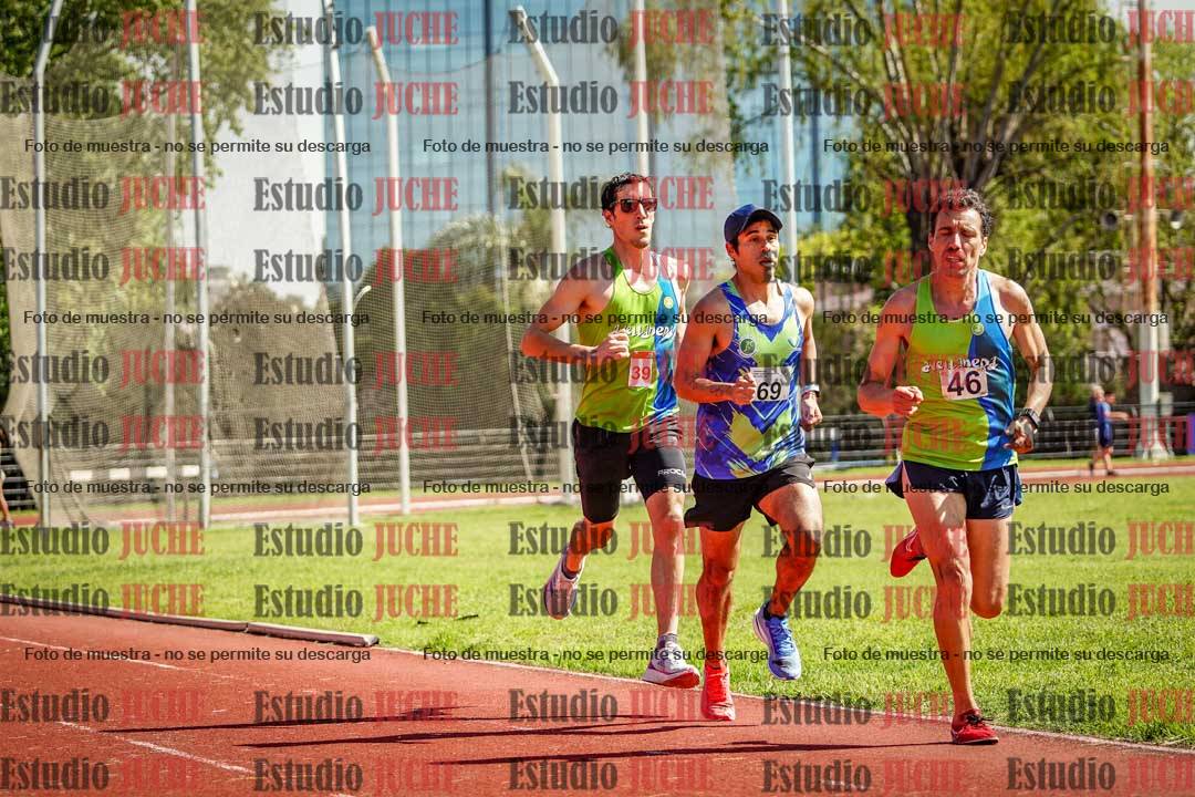 Fotos de los 5000 m llanos de mujeres y varones