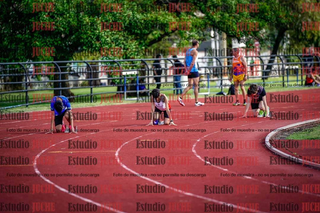 Fotos de los 200 m llanos de varones