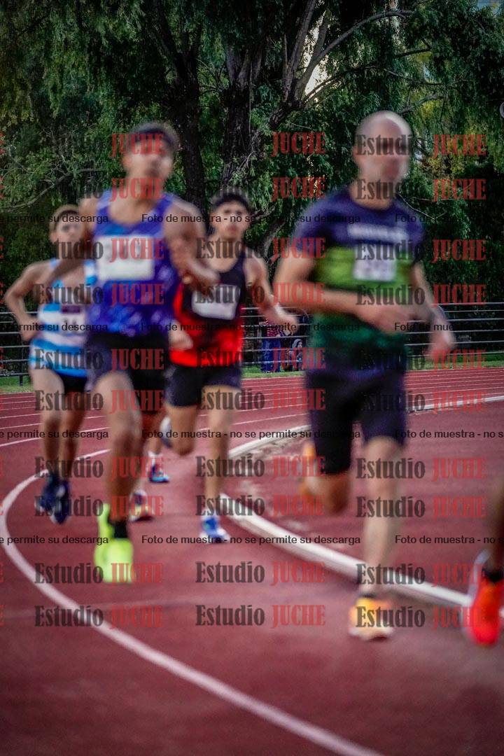 Fotos de los 1500 m llanos de varones