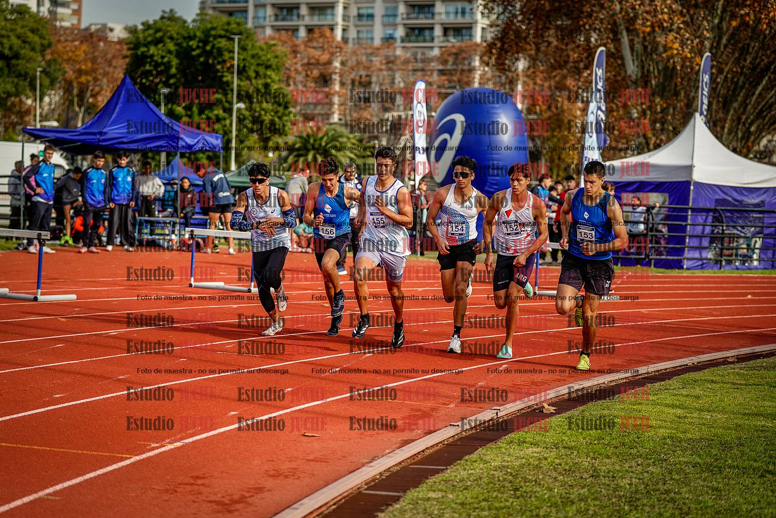 Fotos de los 1500 m llanos de varones - decatlón 10